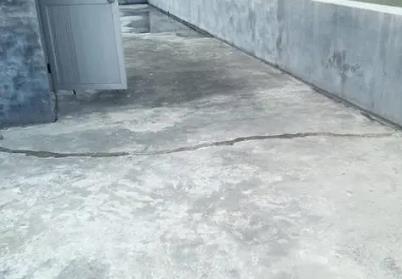 庐阳楼顶漏水维修公司分享下如何解决卫生间隐蔽部位漏水的问题?